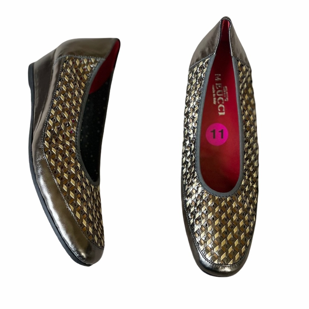 Used one day SESTO MEUCCI Woven Silver Gold Wedge marked 11 runs like 10